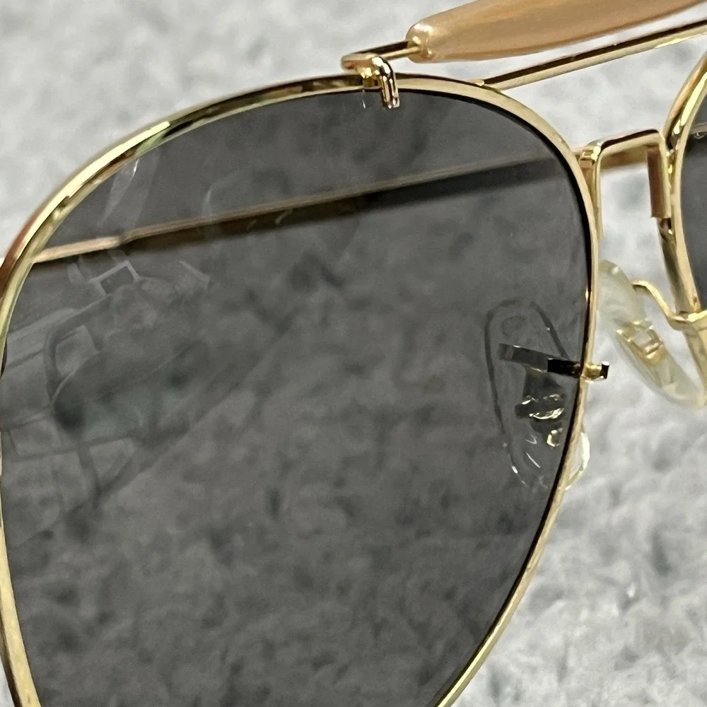 Bushnell‎ Aviator Sunglasses Gold Frames Gray Smoke Lens Vintage